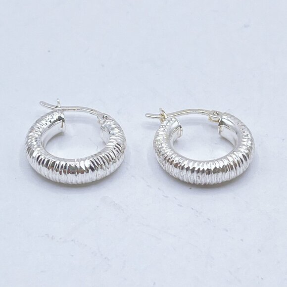 Textured 925 Sterling Silver Hoop Earrings - Picture 1 of 6